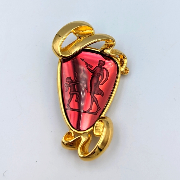 Arnold Isaacs Scaasi Vintage Glass Intaglio Gold Tone Brooch - Picture 1 of 7